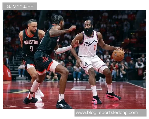 哈登谈绝平失误感慨瞬间决策重要性渴望连续三分追平比分