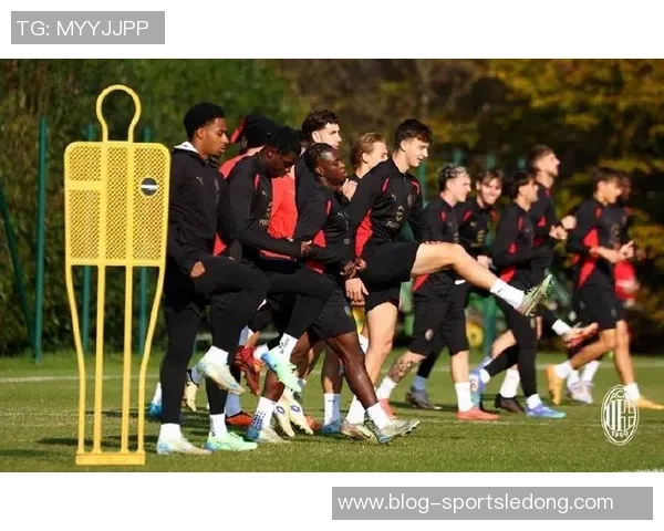 伊布之子马克西米利安正式加盟阿贾克斯米兰转会成功引发关注 伊布之子马克西米利安正式加盟阿贾克斯米兰转会成功引发关注